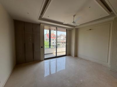 Bedroom Image of 4000 Sq.ft 4 BHK Builder Floor for sale in Maharani Bagh New Delhi for Rs. 250000000