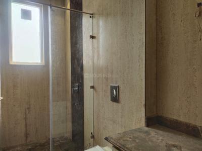 Bathroom Image of 2100 Sq.ft 4 BHK Builder Floor for rent in Vasant Vihar New Delhi for Rs. 350000