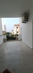 Balcony Image of 4200 Sq.ft 4.5 BHK Villa for sale in Jaypee Kingswood Oriental, Sector 128 Noida for Rs. 75000000