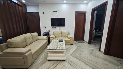 Living Room Image of 2200 Sq.ft 2 BHK Builder Floor for rent in Sector 122 Noida for Rs. 40000