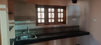 Kitchen Image of 1000 Sq.ft 2 BHK Builder Floor for rent in Kuniyamuthur Coimbatore for Rs. 12000