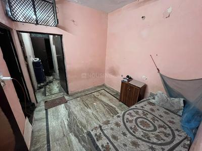 Bedroom Image of 250 Sq.ft 1 BHK Builder Floor for rent in Alpha I Greater Noida for Rs. 3700