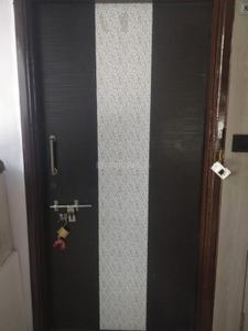 Bathroom Image of 900 Sq.ft 2 BHK Apartment / Flat for rent in Shiv Residency, Choryasi Surat for Rs. 17000