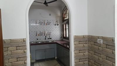 Kitchen Image of 1200 Sq.ft 2 BHK Builder Floor for rent in Sector 48 Noida for Rs. 30000