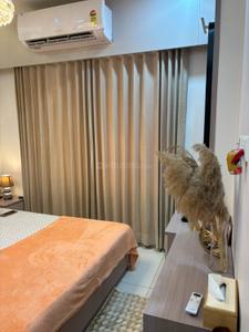 Bedroom Image of 1080 Sq.ft 2 BHK Apartment / Flat for sale in Sun Rising Homes, Gota Ahmedabad for Rs. 5500000