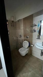 Bathroom Image of 1400 Sq.ft 3 BHK Apartment / Flat for rent in Khondagewadi Lonavala for Rs. 23000