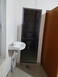 Bathroom Image of 900 Sq.ft 3 BHK Apartment / Flat for sale in Rajarhat Kolkata for Rs. 3000000