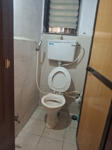 Bathroom Image of 525 Sq.ft 1 BHK Apartment / Flat for sale in Lokhandwala Alica Nagar, Kandivali East Mumbai for Rs. 10500000