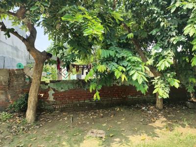 Image of 300 Sq.ft Residential Plot / Land for sale in Omega IV, Greater Noida for Rs. 41500000