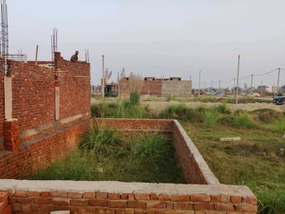 Image of 900 Sq.ft Residential Plot / Land for sale in Talabpur Urf Hathipur, Ghaziabad for Rs. 3000000