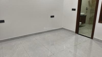 Bedroom Image of 1800 Sq.ft 3 BHK Builder Floor for rent in Sector 105 Noida for Rs. 39000