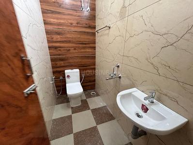 Bathroom Image of 1800 Sq.ft 3 BHK Independent House for sale in Mathpurena Raipur for Rs. 5800000