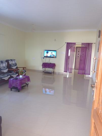 Karamadai Main Image 1