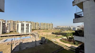 Balcony Image of 1850 Sq.ft 3.5 BHK Apartment / Flat for sale in Peer Muchalla Zirakpur for Rs. 14800000