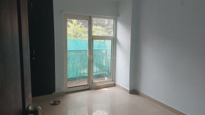 Bedroom Image of 940 Sq.ft 2 BHK Apartment / Flat for rent in Gardenia Golf City, Sector 75 Noida for Rs. 28000