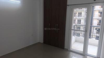Bedroom Image of 1495 Sq.ft 3 BHK Apartment / Flat for sale in Gulshan Ikebana, Sector 143 Noida for Rs. 21000000