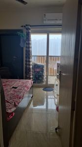 Bedroom Image of 450 Sq.ft 1 BHK Apartment / Flat for rent in Gaurs 14th Avenue, Noida Extension Greater Noida for Rs. 10000
