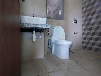 Image of 895 Sq.ft 2 BHK Apartment / Flat for rent in Kalpataru Immensa, Thane West, Thane for Rs. 37000