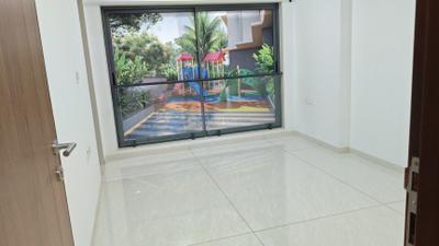 Bedroom Image of 1300 Sq.ft 3 BHK Apartment / Flat for sale in Vile Parle East Mumbai for Rs. 44000000