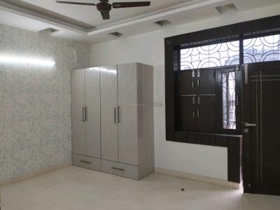 Bedroom Image of 2160 Sq.ft 4 BHK Builder Floor for sale in Preet Vihar New Delhi for Rs. 30000000