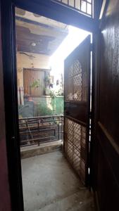 Balcony Image of 400 Sq.ft 1 BHK Builder Floor for rent in Sector 24 Rohini New Delhi for Rs. 10000