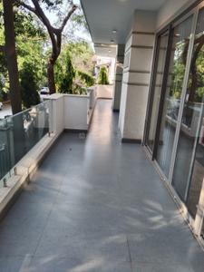 Balcony Image of 2250 Sq.ft 4 BHK Builder Floor for rent in Defence Colony New Delhi for Rs. 370000