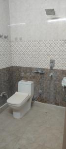 Bathroom Image of 810 Sq.ft 3 BHK Builder Floor for rent in Chanakya Place New Delhi for Rs. 22000