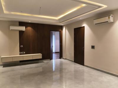 Living Room Image of 2700 Sq.ft 4 BHK Builder Floor for sale in DLF City Floor Phase 2, DLF Phase 2 Gurgaon for Rs. 50000000