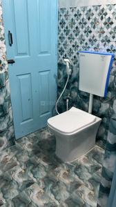 Bathroom Image of 500 Sq.ft 1 BHK Independent House for rent in Mathikere Bengaluru for Rs. 16000