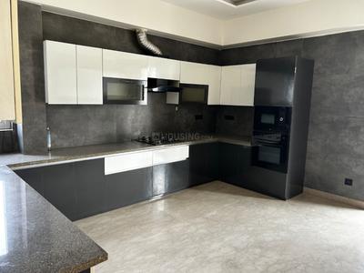 Kitchen Image of 2500 Sq.ft 4 BHK Builder Floor for rent in Emaar Emerald Hill, Sector 65 Gurgaon for Rs. 150000