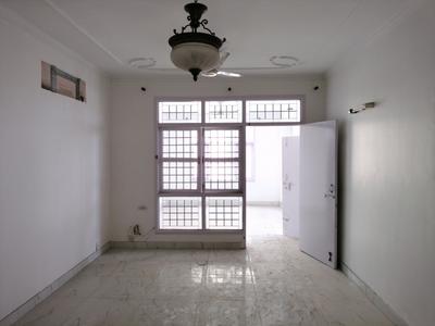 Living Room Image of 2100 Sq.ft 4 BHK Apartment / Flat for sale in Meera Bai Apartments, Sector 5 Dwarka New Delhi for Rs. 28200000