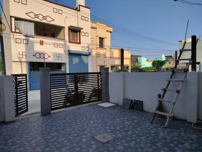 Car Garage Image of 1680 Sq.ft 3 BHK Independent House for sale in Gerugambakkam Chennai for Rs. 13000000