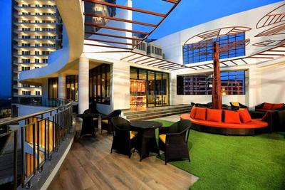 Balcony Image of 2020 Sq.ft 3 BHK Apartment / Flat for sale in Tata Gurgaon Gateway, Sector 112 Gurgaon for Rs. 29900000
