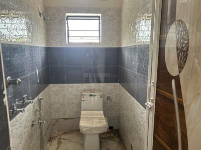 Image of 850 Sq.ft 2 BHK Apartment / Flat for sale in Durga Nagar, Kolkata for Rs. 3500000