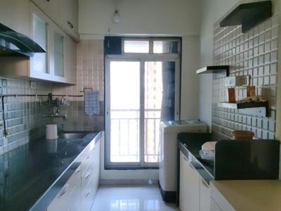 Kitchen Image of 920 Sq.ft 2 BHK Apartment / Flat for rent in Kasarvadavali Thane for Rs. 32000