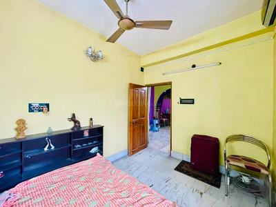 Bedroom Image of 910 Sq.ft 2 BHK Apartment / Flat for sale in Baranagar Kolkata for Rs. 3000000