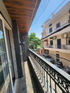 Balcony Image of 750 Sq.ft 2 BHK Builder Floor for rent in Janakpuri New Delhi for Rs. 32500