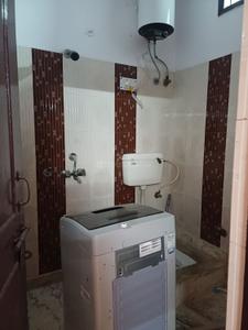 Bathroom Image of 500 Sq.ft 2 BHK Builder Floor for rent in Sector 12 Noida for Rs. 25000