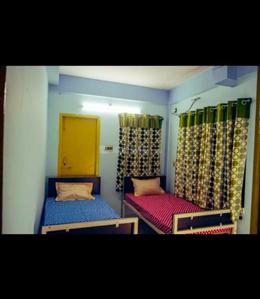 Image of Boy&#x27;s sharing rooms in Dunlop, Kolkata