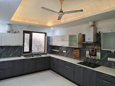 Kitchen Image of 4725 Sq.ft 4 BHK Builder Floor for sale in Sector 4 Gurgaon for Rs. 35000000