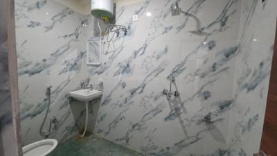 Bathroom Image of 630 Sq.ft 1 BHK Apartment / Flat for rent in Karolan Ka Barh Jaipur for Rs. 20000