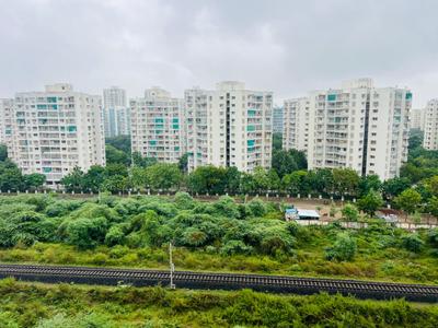 Image of 1600 Sq.ft 3 BHK Apartment / Flat for sale in Adani Atrius, Jagatpur, Ahmedabad for Rs. 9000000