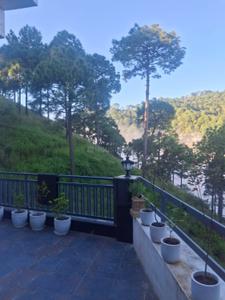 Balcony Image of 1400 Sq.ft 2 BHK Builder Floor for rent in Dharampur Solan for Rs. 60000