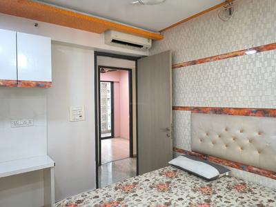 Bedroom Image of 2400 Sq.ft 4 BHK Apartment / Flat for sale in Hubtown Seasons, Chembur Mumbai for Rs. 92100000