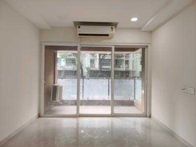 Living Room Image of 1023 Sq.ft 2 BHK Apartment / Flat for sale in Crest Oaks, Andheri East Mumbai for Rs. 22500000