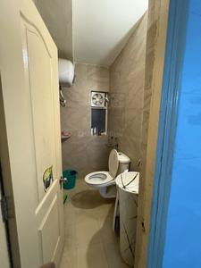 Bathroom Image of 1040 Sq.ft 2 BHK Apartment / Flat for sale in Paramount Floraville, Sector 137 Noida for Rs. 12400000