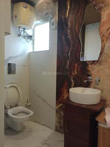 Bathroom Image of 3200 Sq.ft 3 BHK Duplex for sale in Ballygunge Kolkata for Rs. 38000000