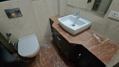 Image of 1800 Sq.ft 3 BHK Builder Floor for rent in South Extension II, New Delhi for Rs. 100000