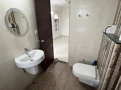 Bathroom Image of 1800 Sq.ft 3 BHK Apartment / Flat for rent in Ansal Celebrity Garden Block P, Sector A Lucknow for Rs. 33000