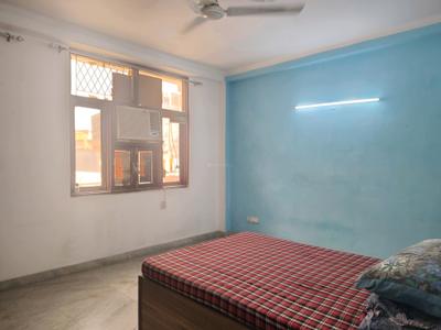 Bedroom Image of 900 Sq.ft 2 BHK Apartment / Flat for rent in Said-Ul-Ajaib New Delhi for Rs. 25000